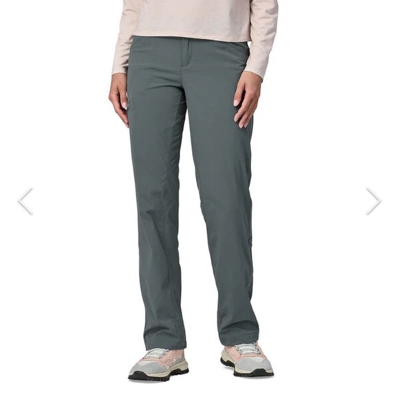 Patagonia Women's Green Straight Leg Pants size 8 - Picture 1 of 15